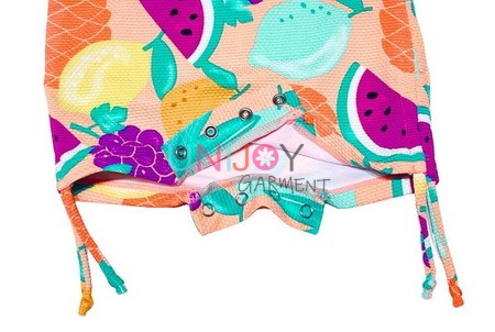 UNGLRG-2505005-Textured Popcorn Vibrant Fruits Printing Custom Swimsuit with Snaps at the Bottom Opening